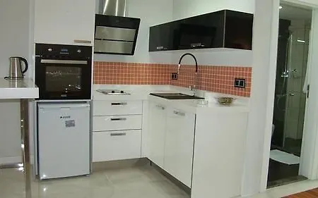 아파트 Yahsi's Yahsi Aparts Bodrum